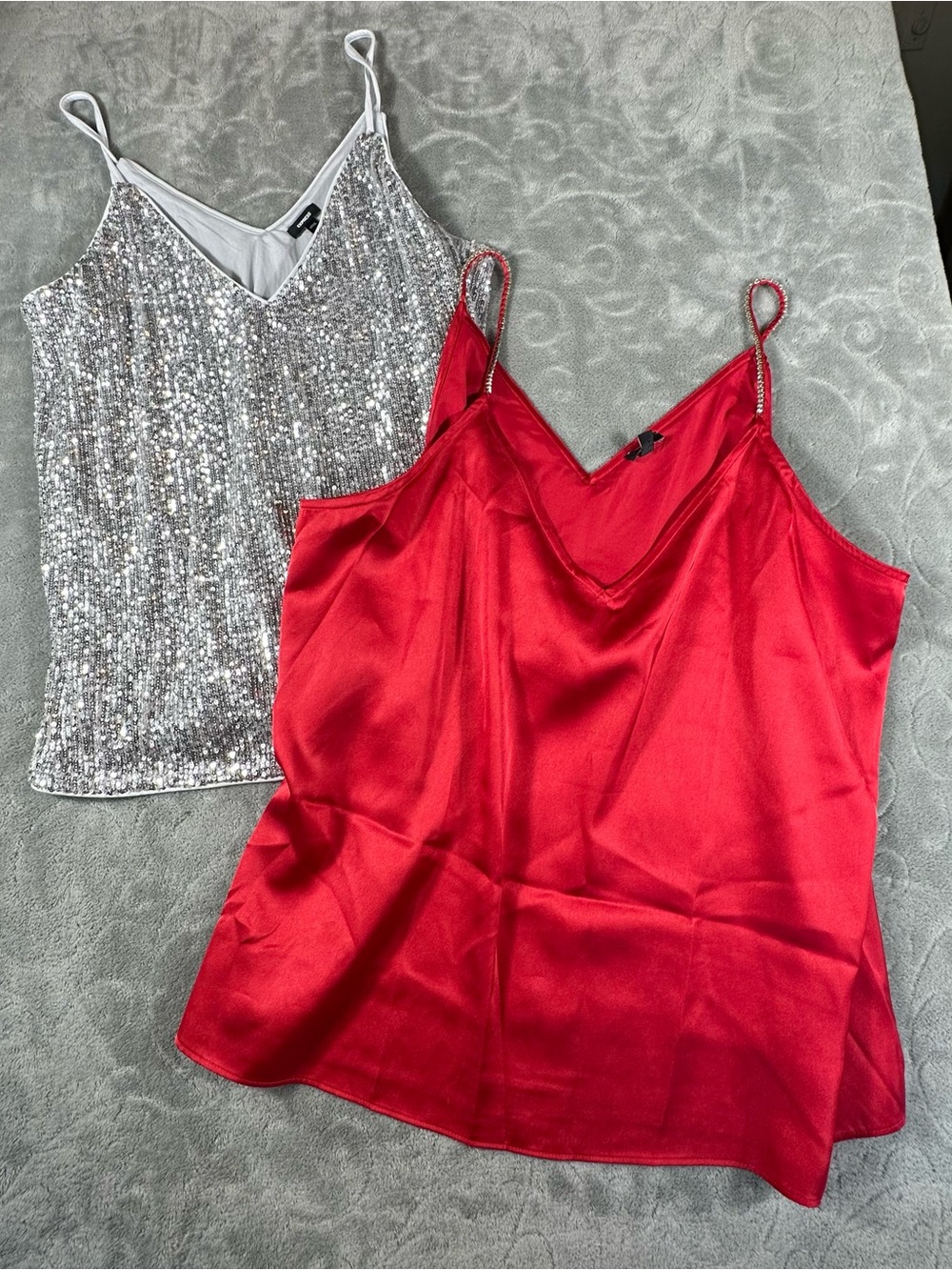 2 Express Red Silver sequin Satin V-Neck Cami Tops L XL Rhinestone-Strap Accent
